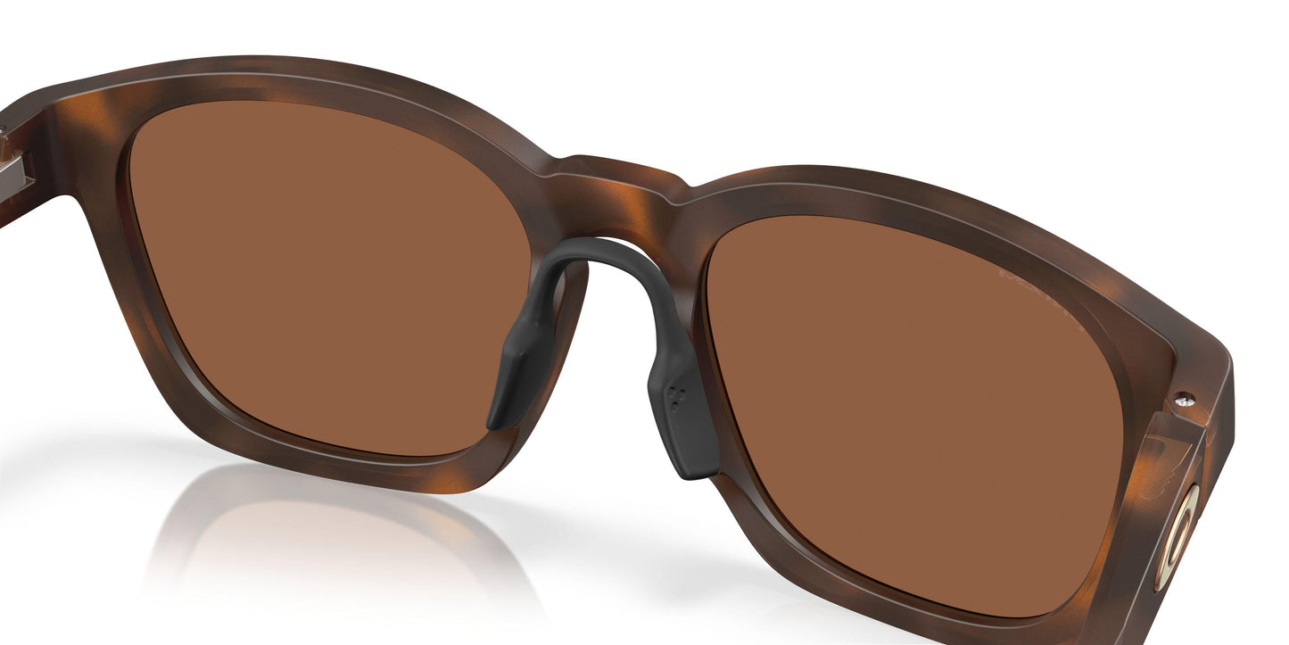 Oakley Shackle 9507D Sunglasses