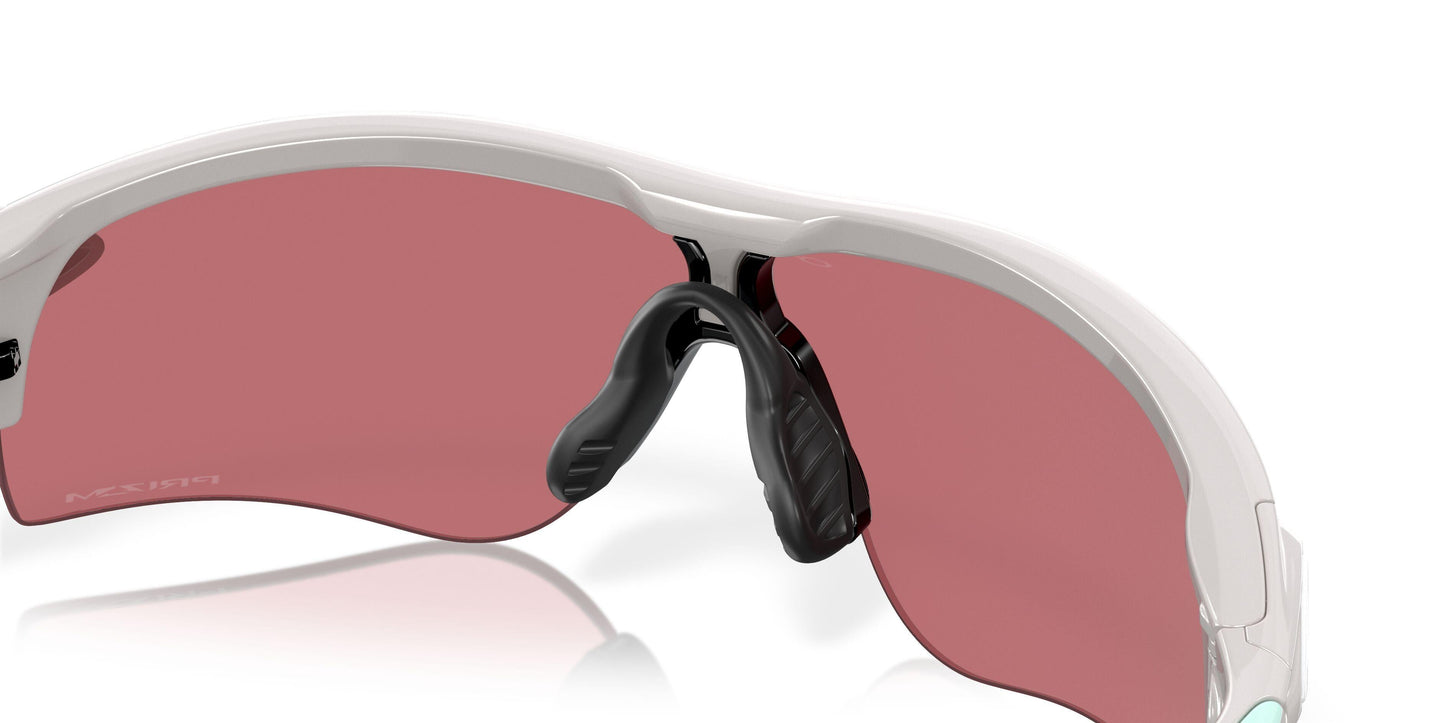 Oakley Radarlock Path 9206 Sunglasses