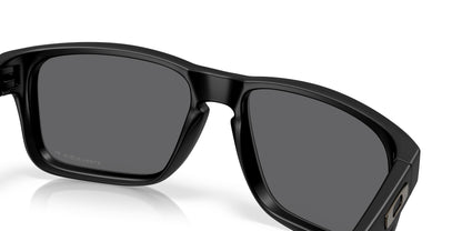 Oakley Holbrook S 9509 Sunglasses