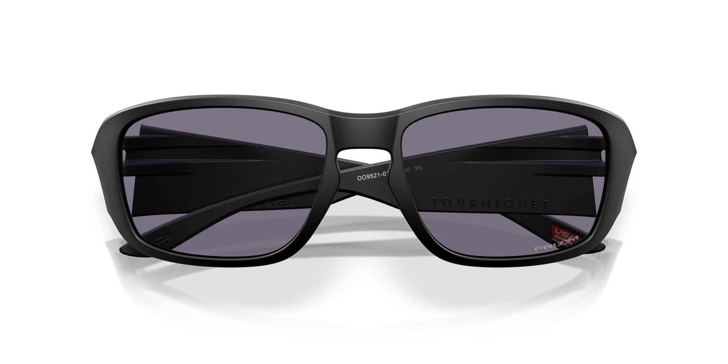 Oakley Tourniquet 9521 Sunglasses