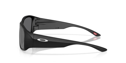 Oakley Tourniquet 9521 Sunglasses