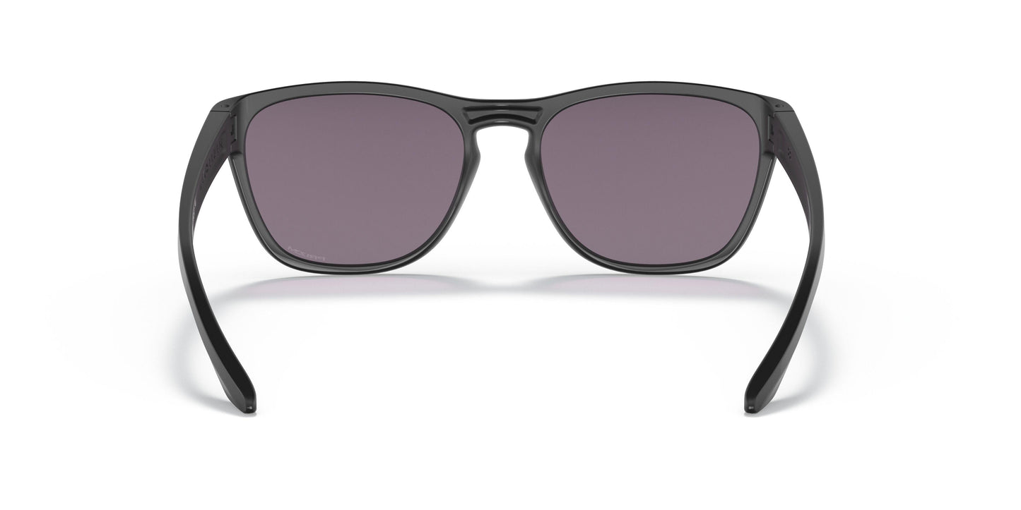 Oakley Manorburn 9479 Sunglasses