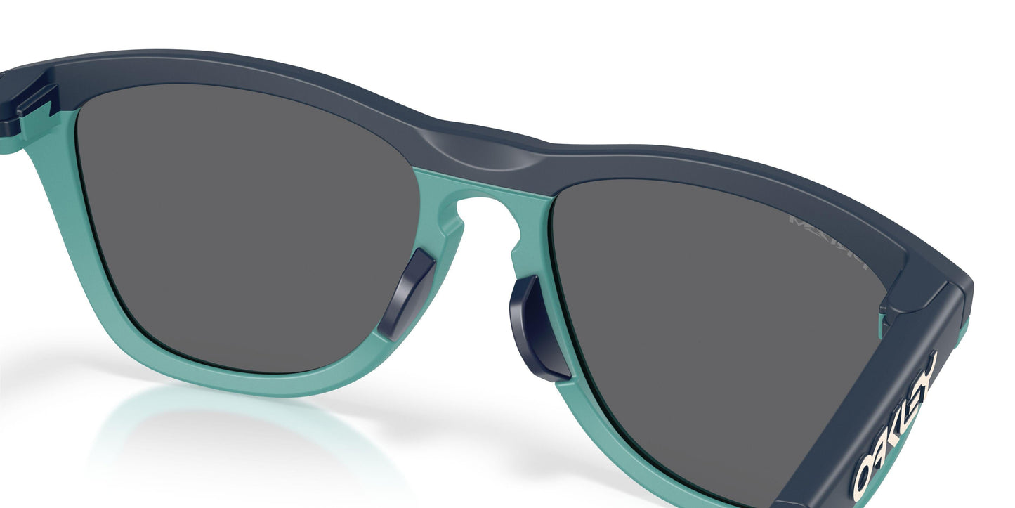Oakley Frogskins Range 9284 Sunglasses