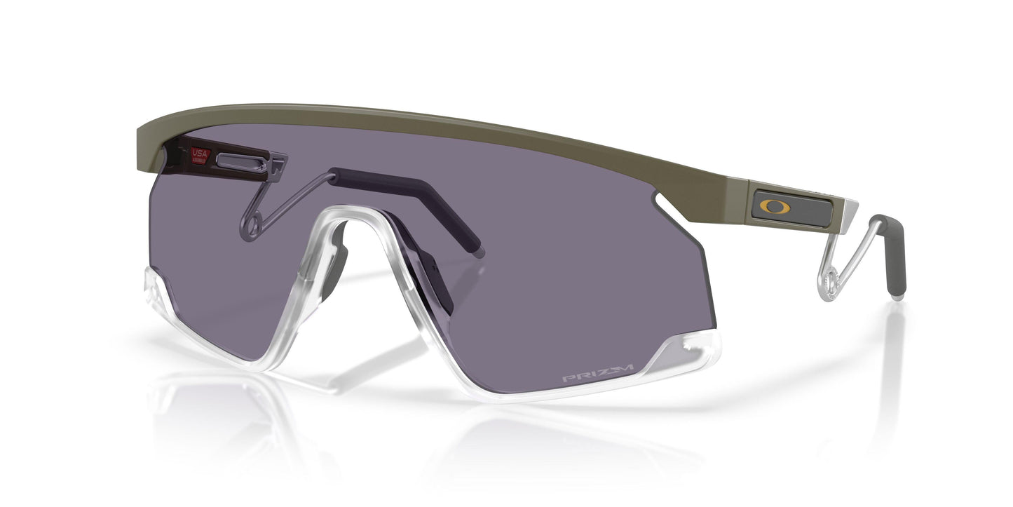 Oakley Bxtr Metal 9237 Sunglasses