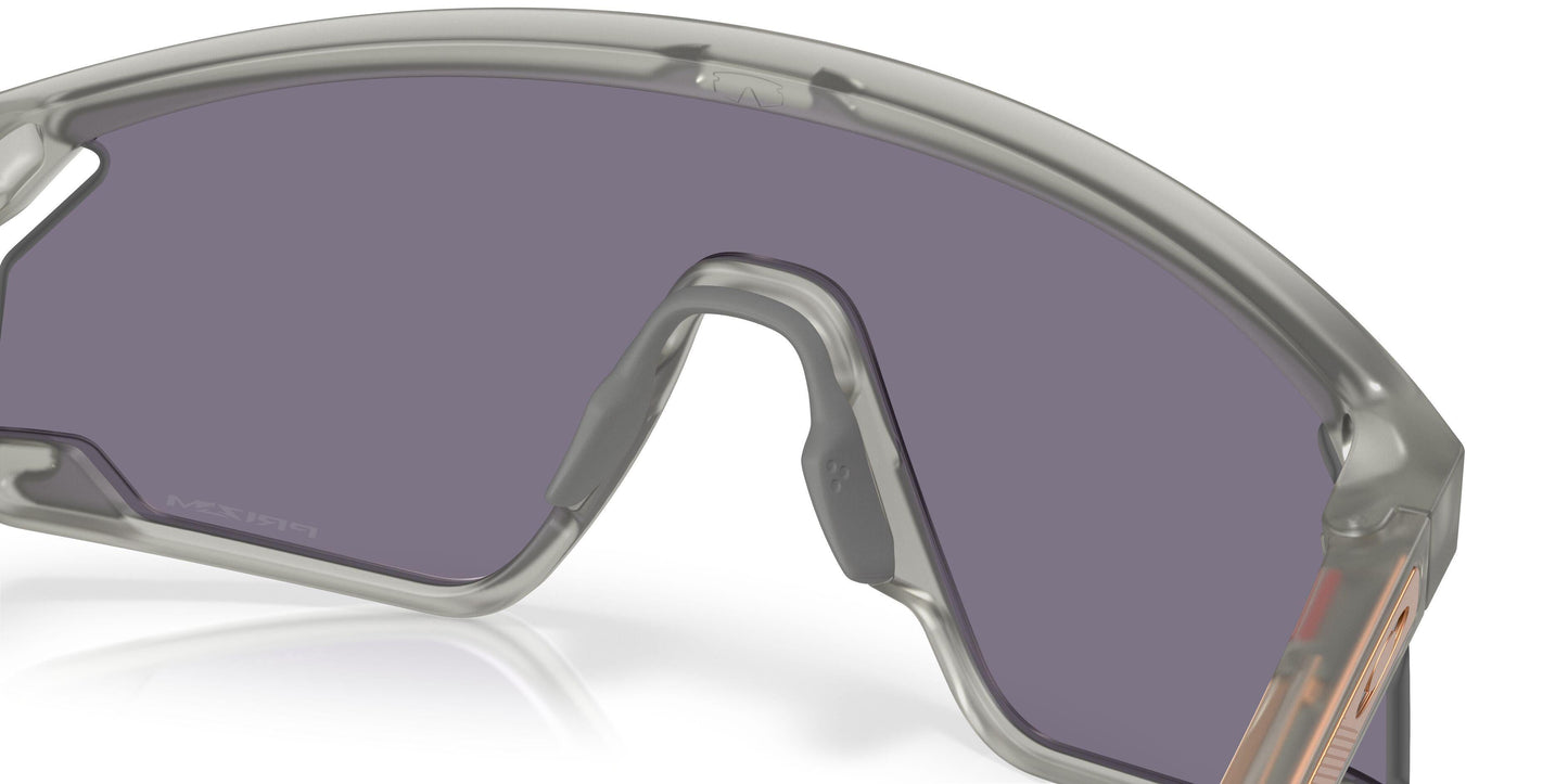 Oakley Bxtr Metal 9237 Sunglasses