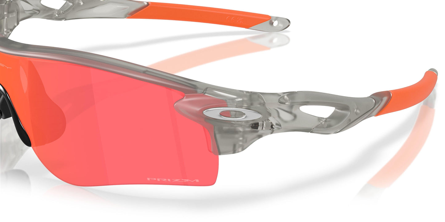 Oakley Radarlock Path 9206 Sunglasses
