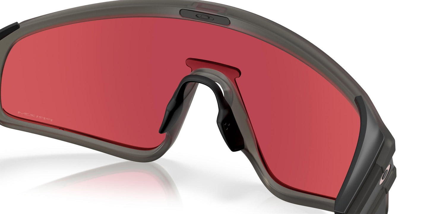Oakley Latch Panel 9404 Sunglasses